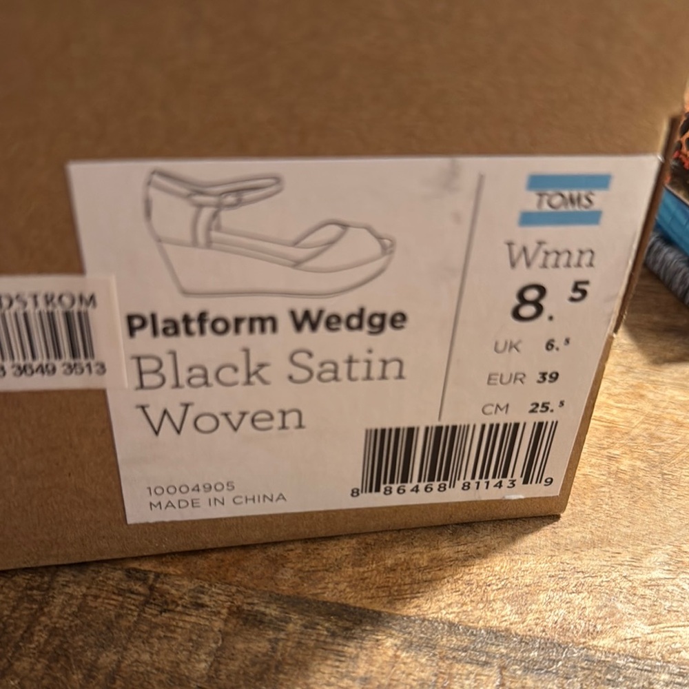 Toms Black Wedge Sandals 8.5